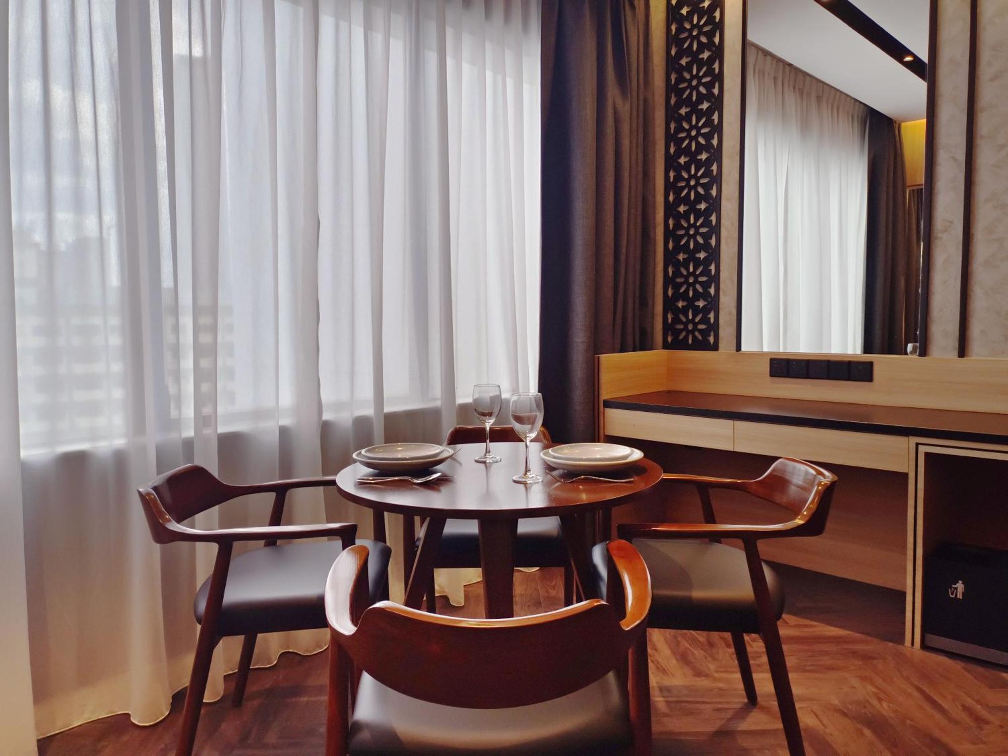 Hotel Royal Signature 吉隆坡 外观 照片 A dining room